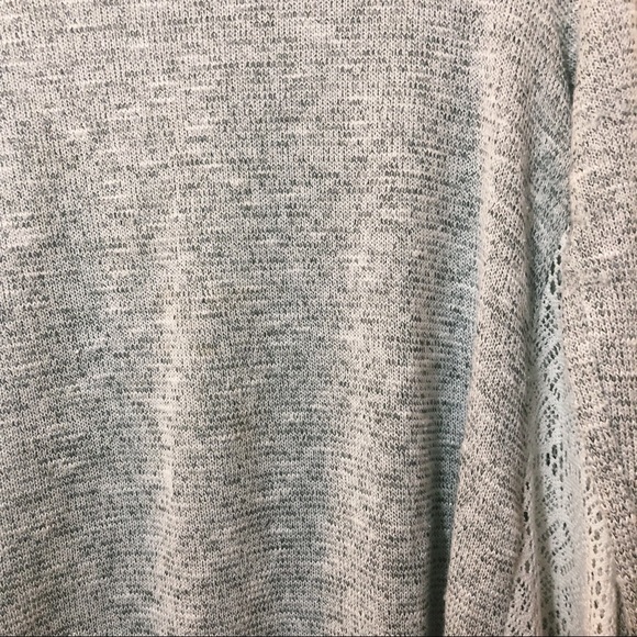 Mossimo | Grey and White Longsleeve Top - Picture 3 of 6